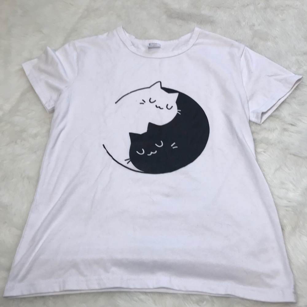 White shirt with ying-yang black and white cats